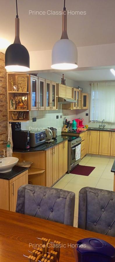 5 Bed Townhouse with En Suite in Lavington - 3
