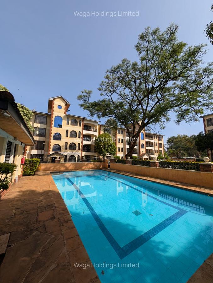 3 Bed Apartment with En Suite in Kilimani - 4