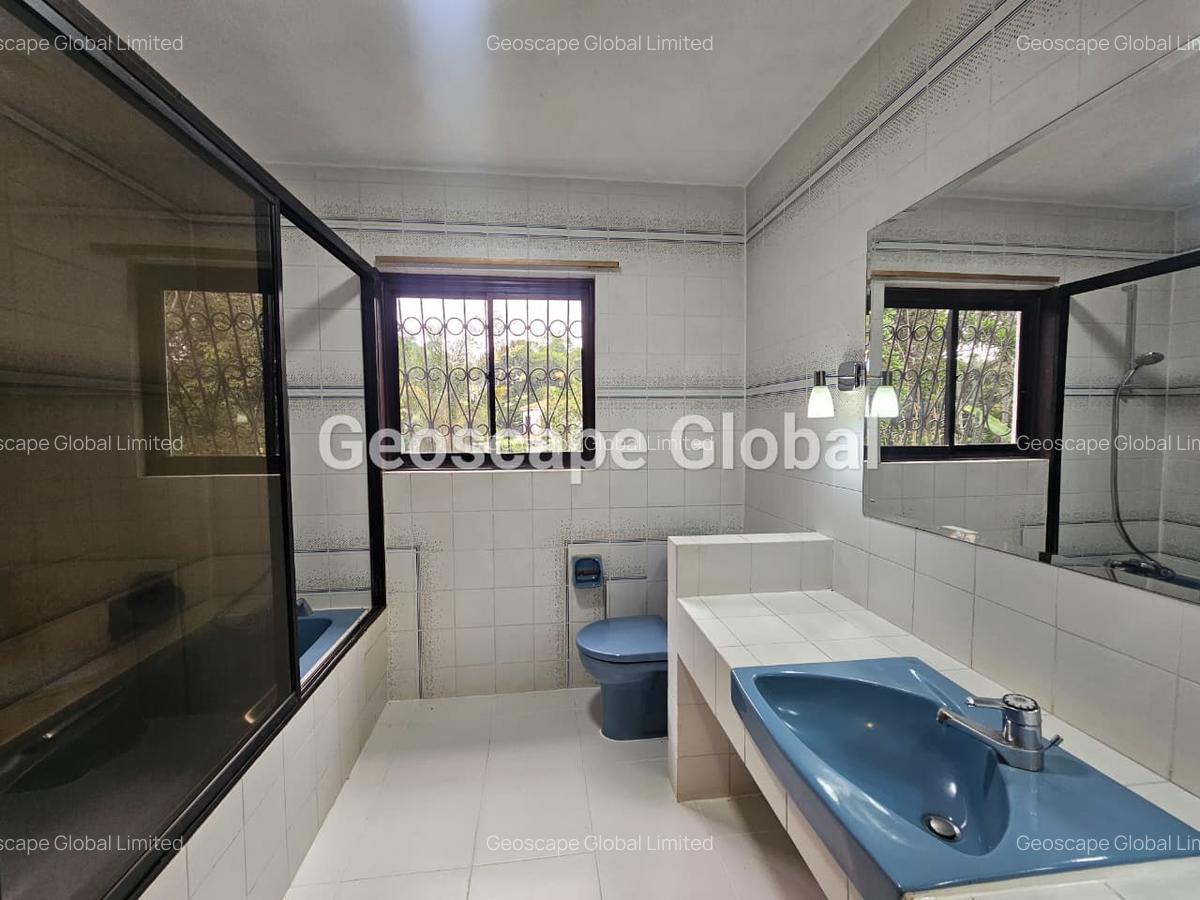5 Bed House with En Suite in Muthaiga - 4