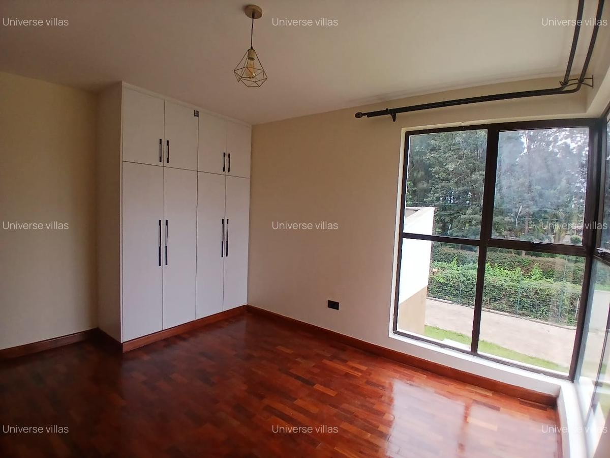4 Bed Townhouse with En Suite at Karen - 8