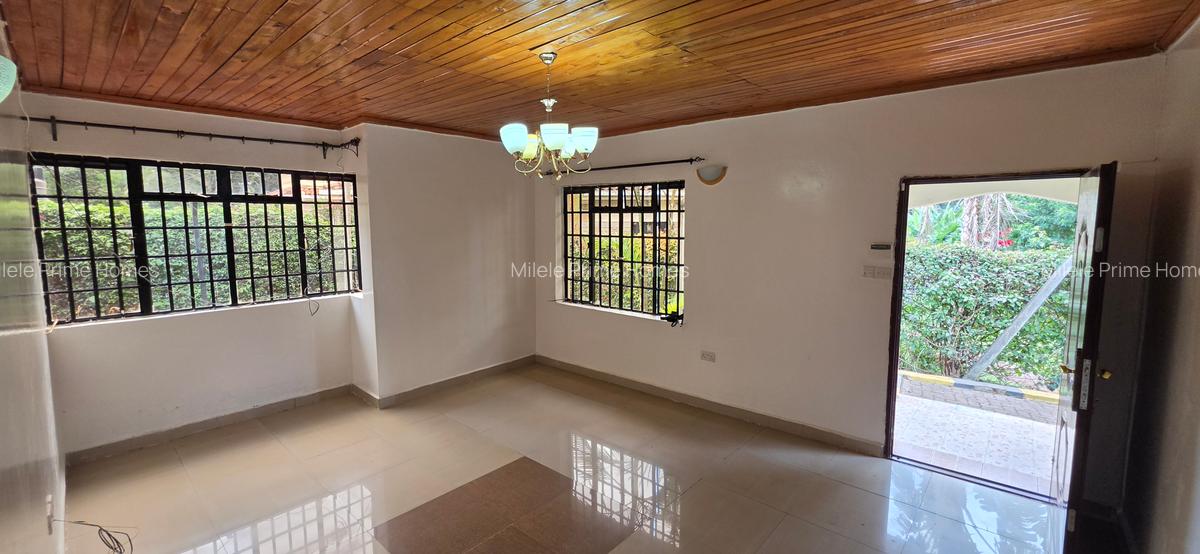 2 Bed House with En Suite at Runda - 2