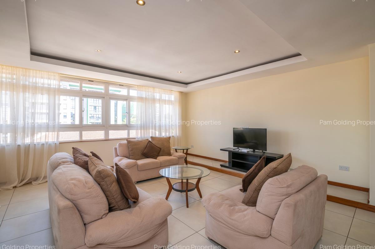 3 Bed Apartment with En Suite at School Lane - 2