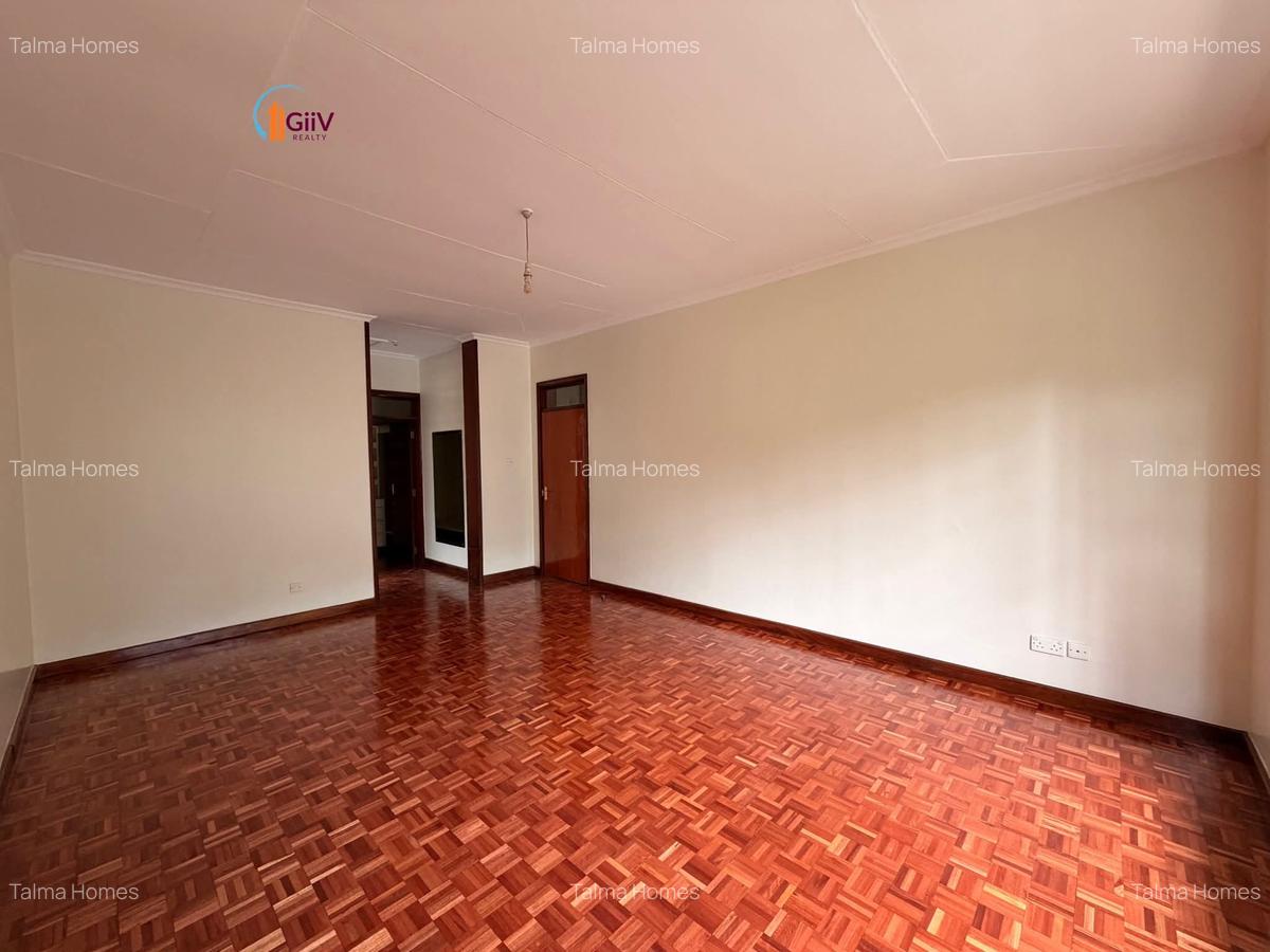 4 Bed Townhouse with En Suite at Off Brookside Drive - 3