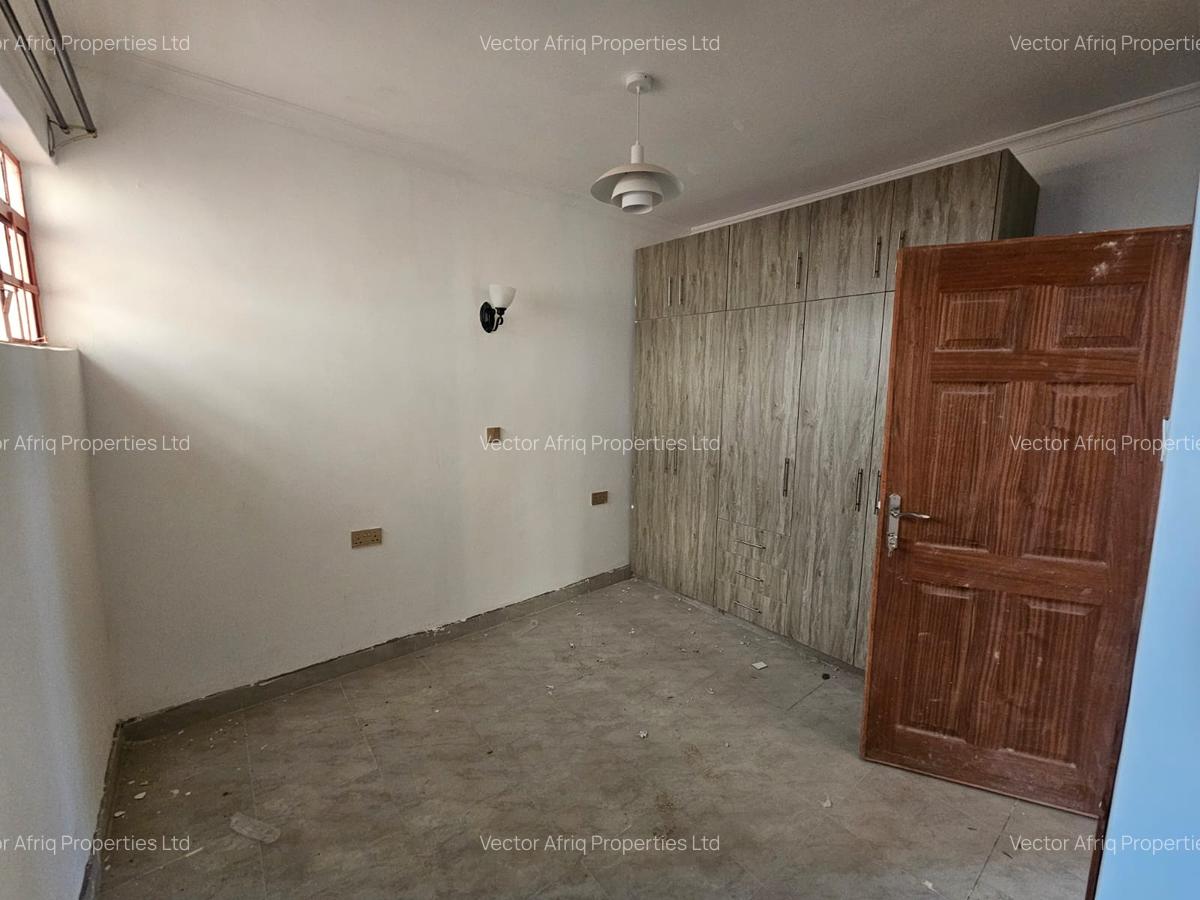 4 Bed Townhouse with Garden in Kitengela - 5