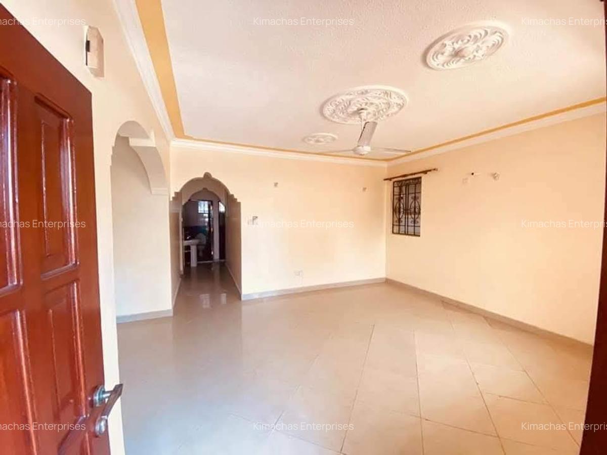 3 Bed Apartment with Swimming Pool at Links Road - 12