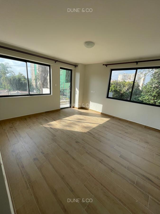 3 Bed Apartment with En Suite in Kileleshwa - 11