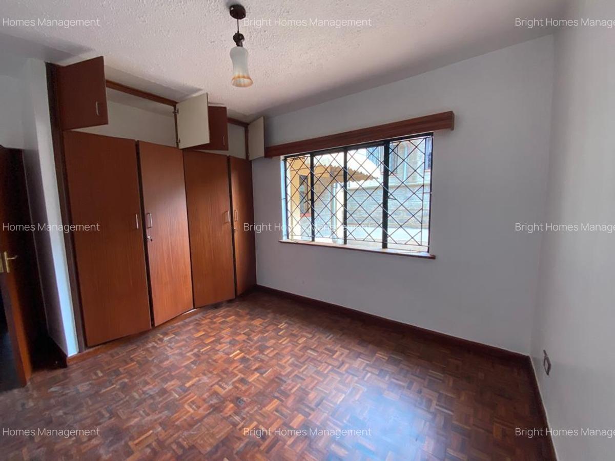 4 Bed Townhouse with En Suite in Lavington - 16
