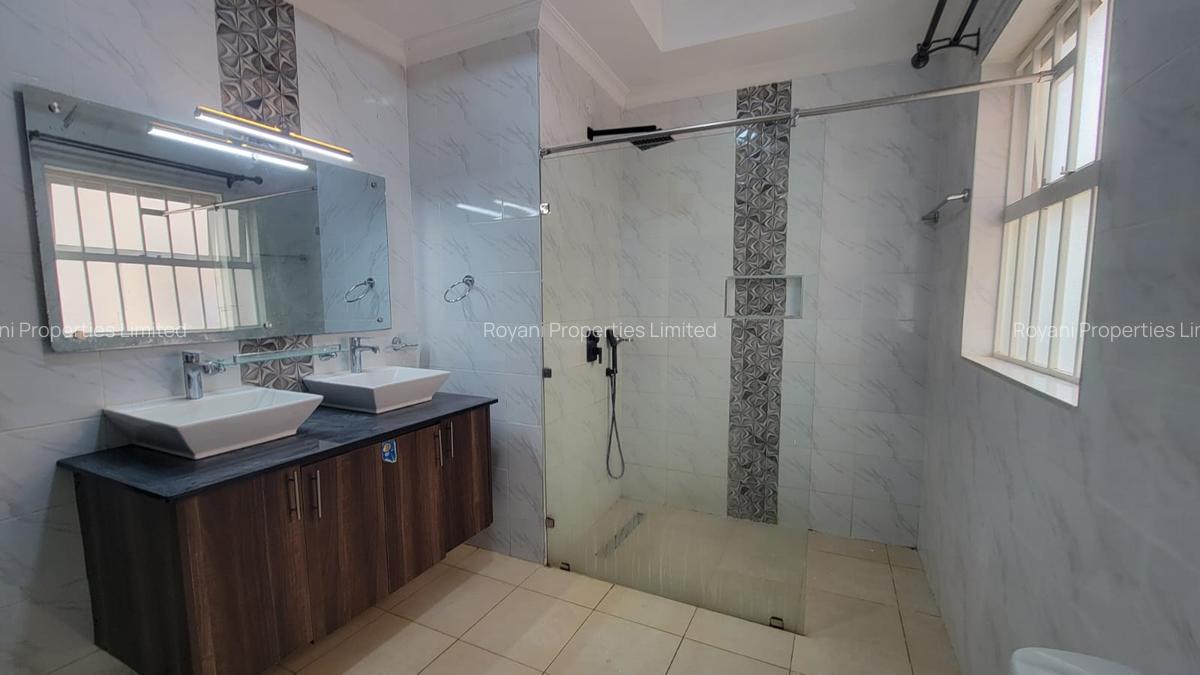 4 Bed House with En Suite in Kiambu Road - 16