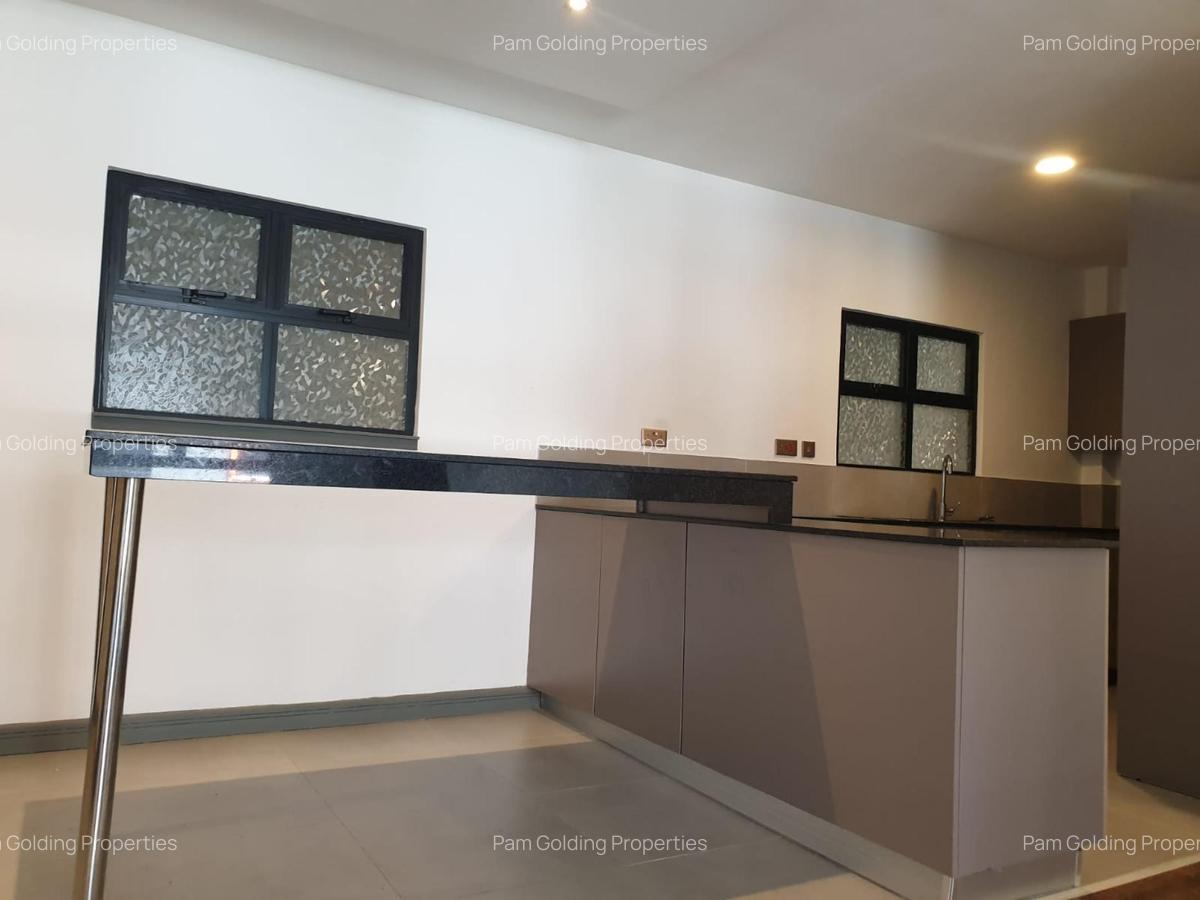 3 Bed Apartment with En Suite at Tilisi - 9
