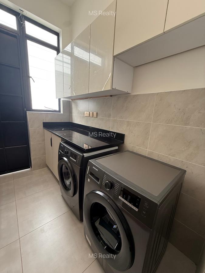 6 Bed Villa with En Suite in Westlands Area - 11