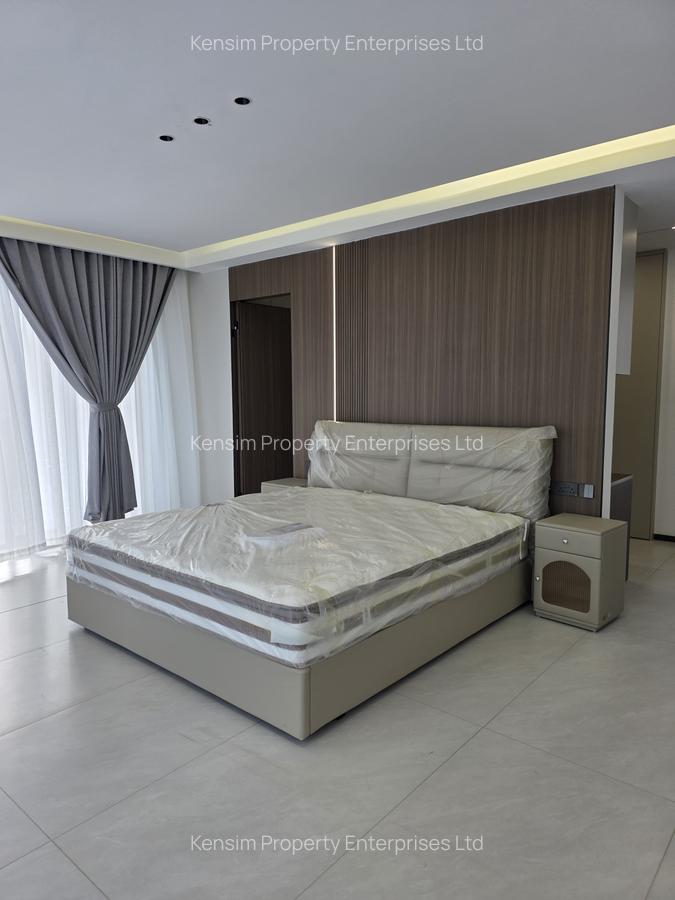 5 Bed Townhouse with En Suite in Lavington - 2