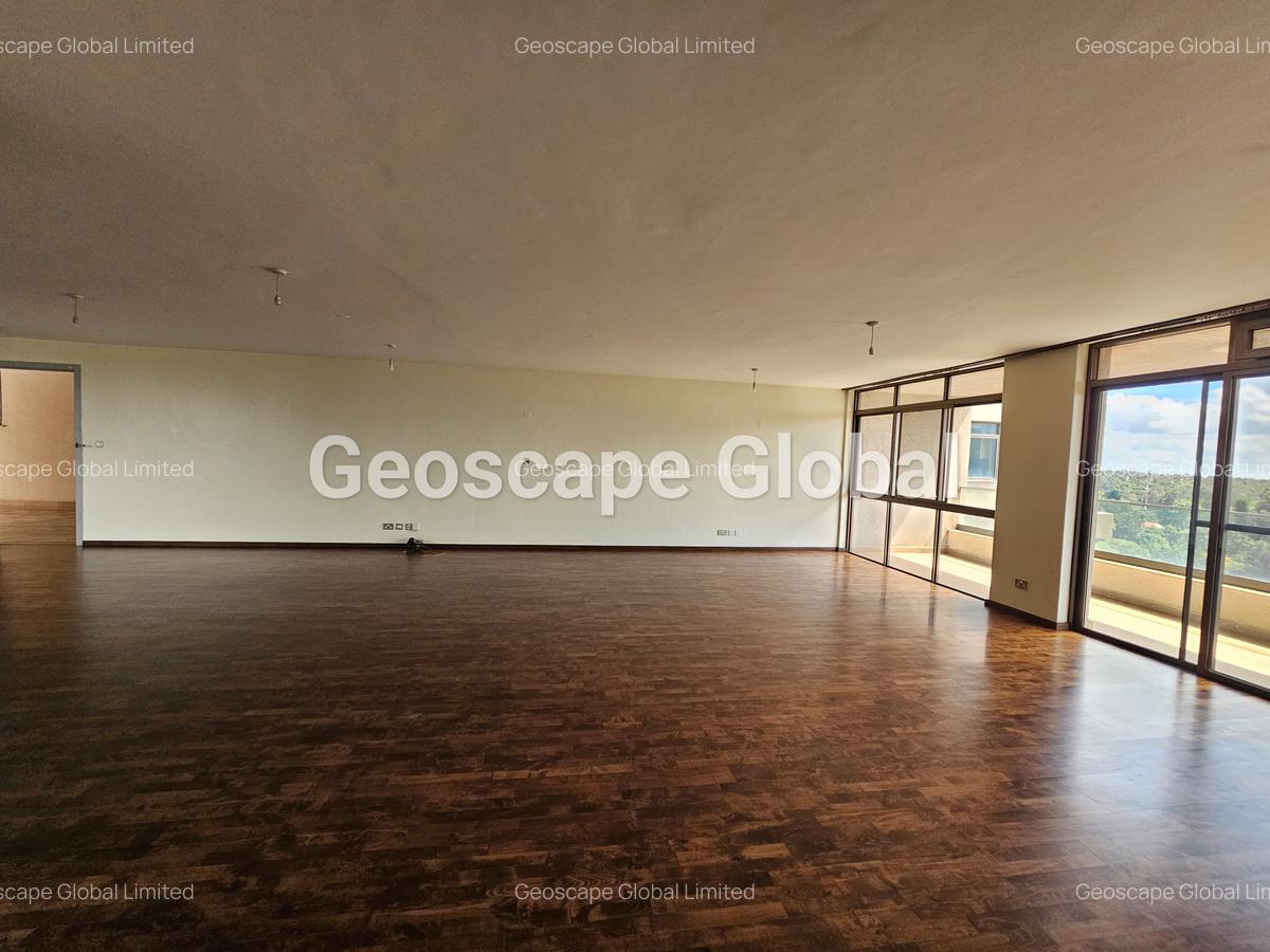 4 Bed Apartment with En Suite in Muthaiga - 2