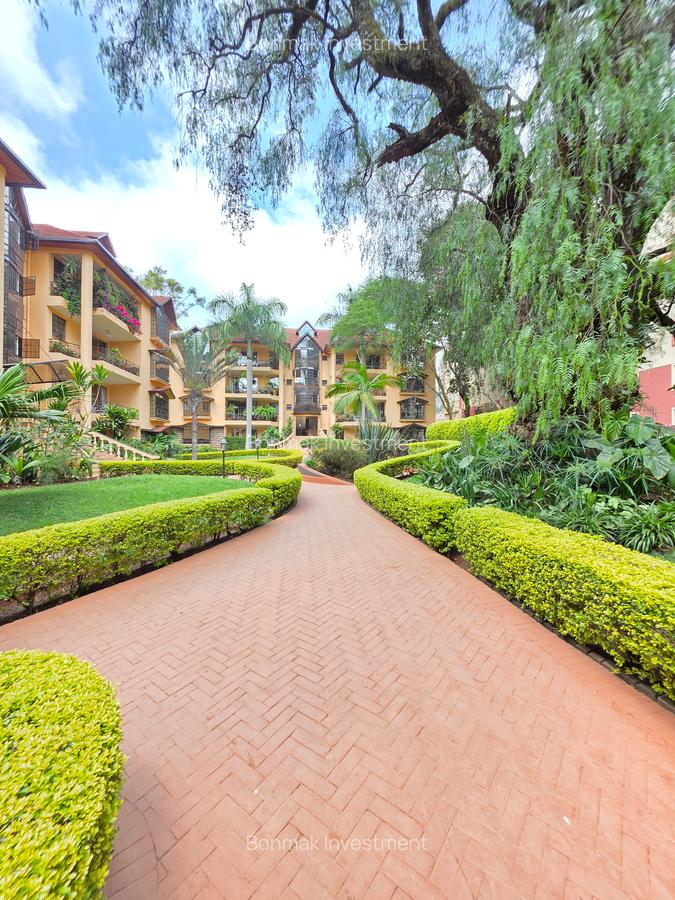 3 Bed Apartment with En Suite at Lavington Green - 3