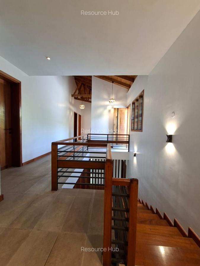 3 Bed House with En Suite at Nyari - 15