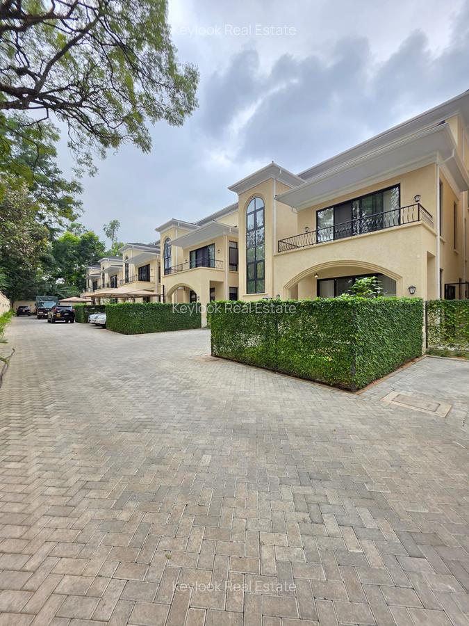 5 Bed Townhouse with En Suite at Lavington Green - 2