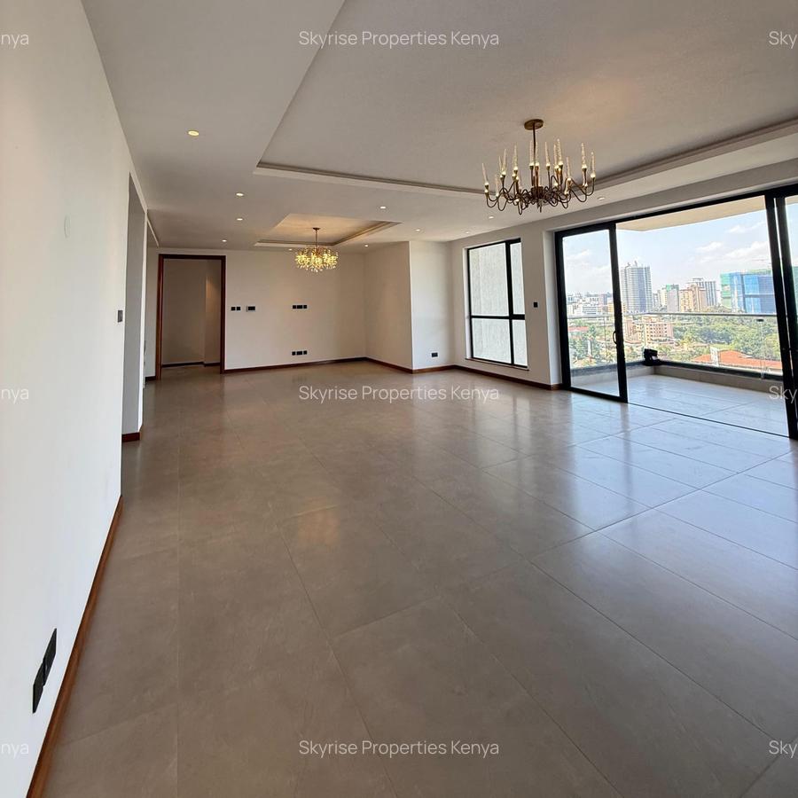 3 Bed Apartment with En Suite at Riverside - 3