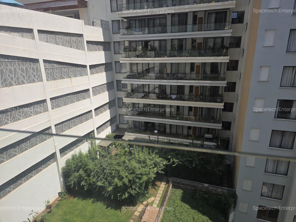 Furnished 4 Bed Apartment with En Suite in Spring Valley - 2