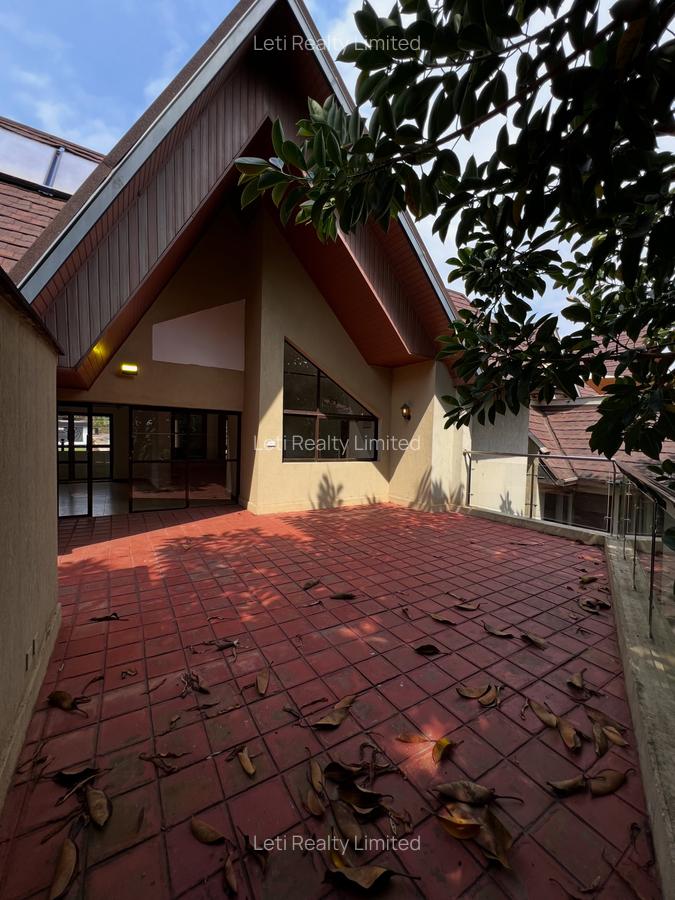 4 Bed Townhouse with En Suite in Lavington - 1