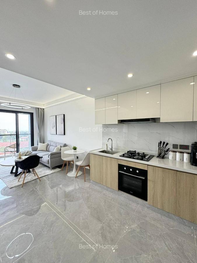 1 Bed Apartment with En Suite in Lavington - 2