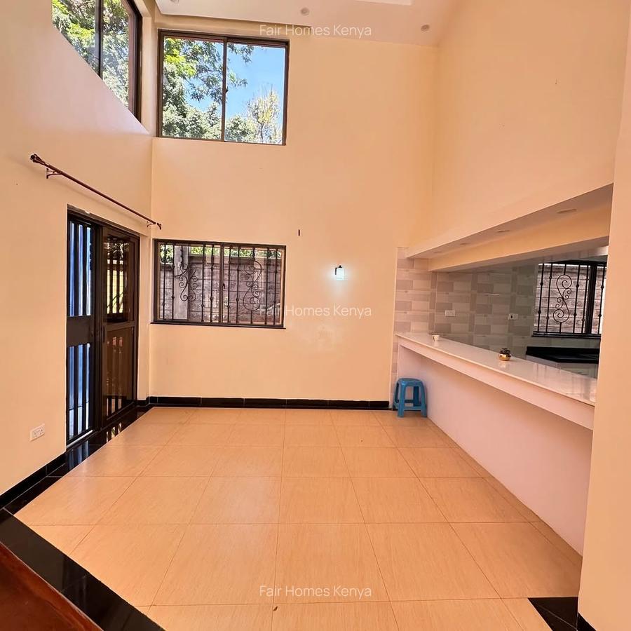 5 Bed Townhouse with En Suite at Chalbi Drive - 5