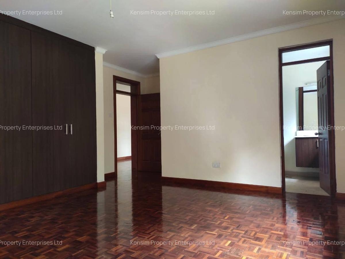 5 Bed Townhouse with En Suite in Lavington - 7