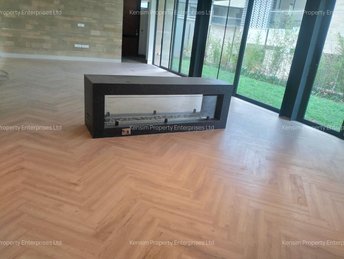 5 Bed Townhouse with En Suite in Westlands Area - 7