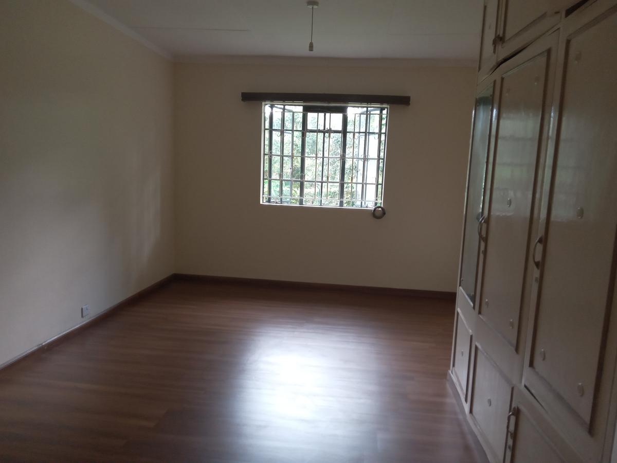 4 Bed House with En Suite at Loresho Area - 14