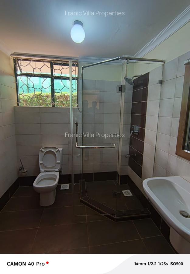 5 Bed House with En Suite at Runda - 12