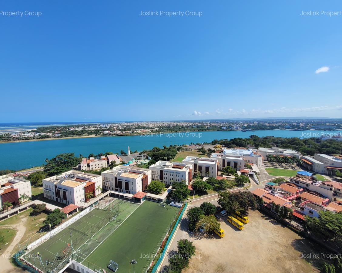 Serviced 3 Bed Apartment with En Suite in Kizingo - 19