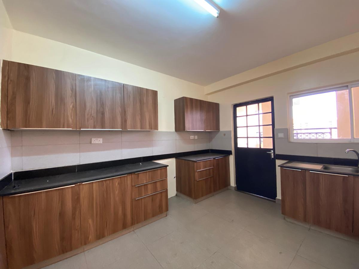 3 Bed Apartment with En Suite at Kilimani - 9