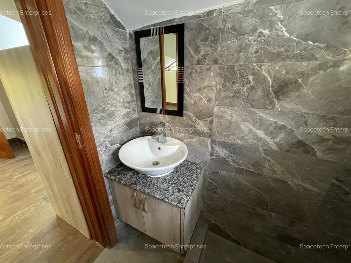 3 Bed House with En Suite in Runda - 7