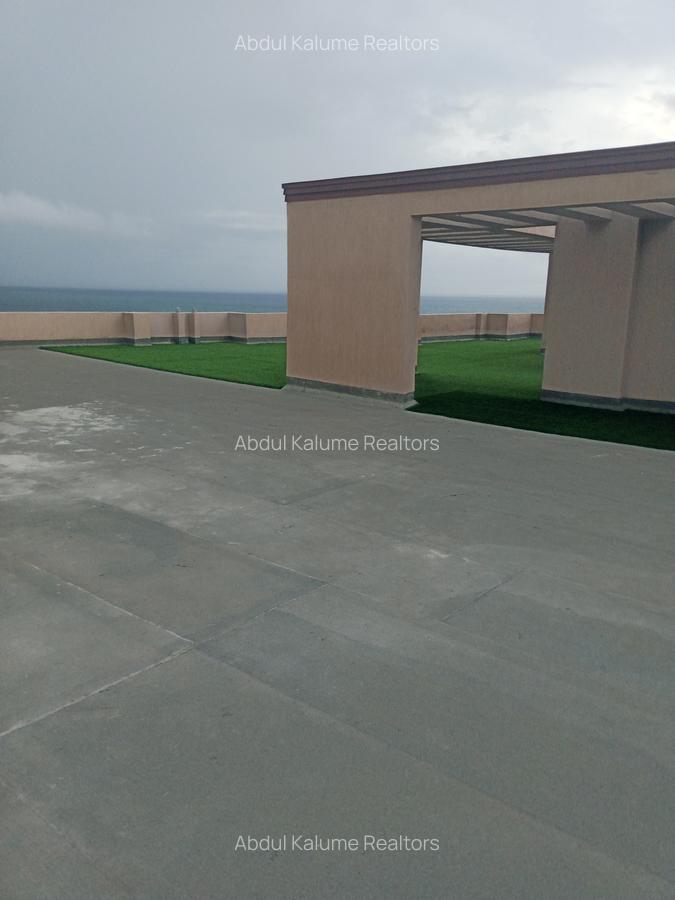 Serviced 6 Bed Apartment with En Suite at Nyali - 4