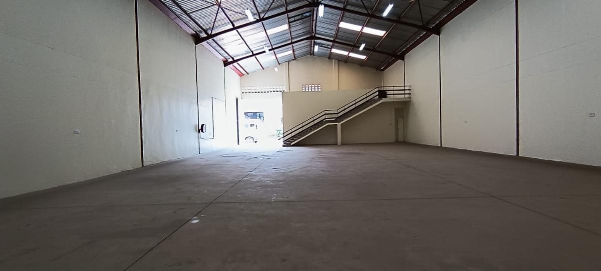 5,527 ft² Warehouse with Service Charge Included in Mombasa Road - 3