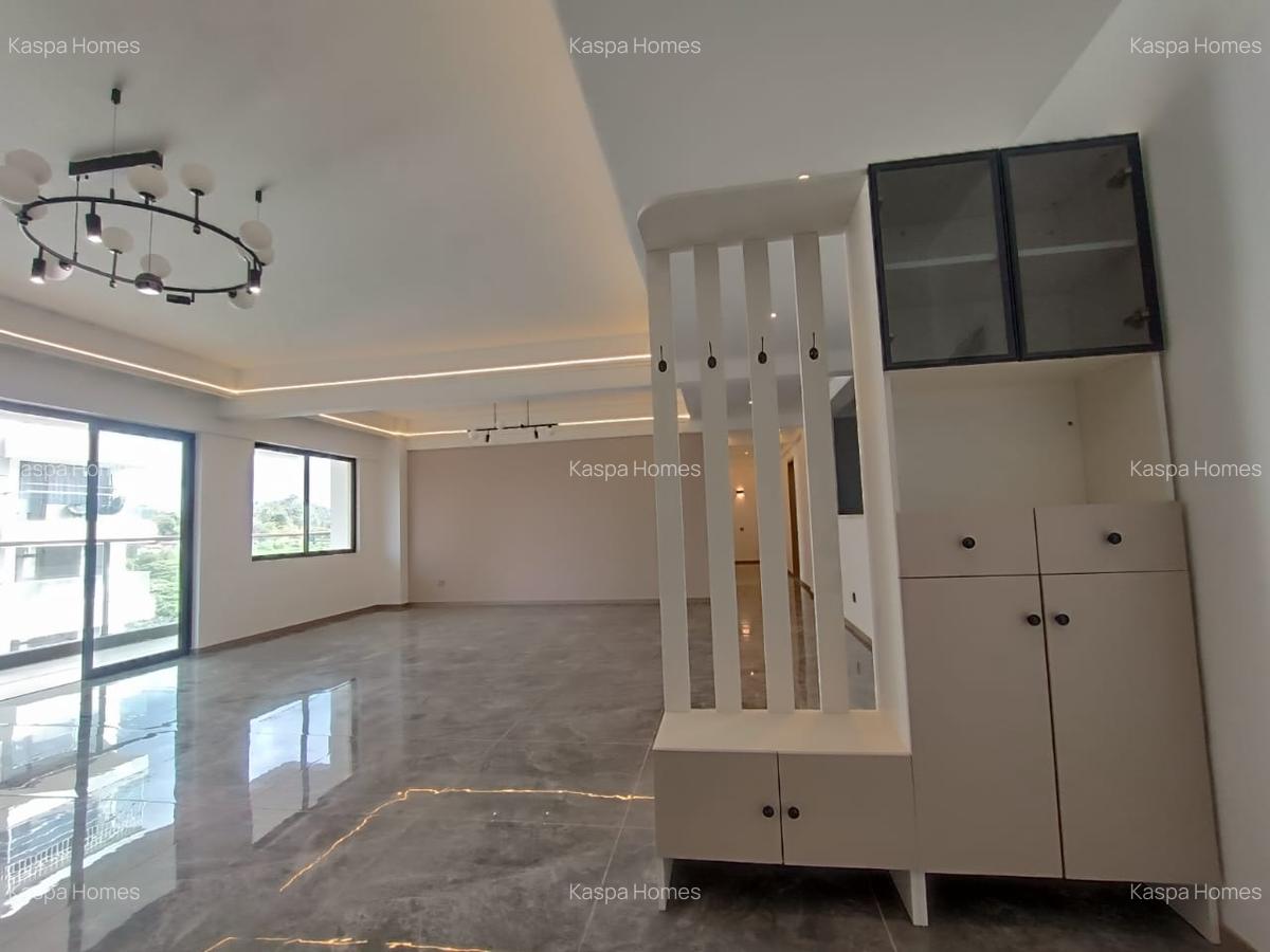 4 Bed Apartment with En Suite in Kileleshwa - 16