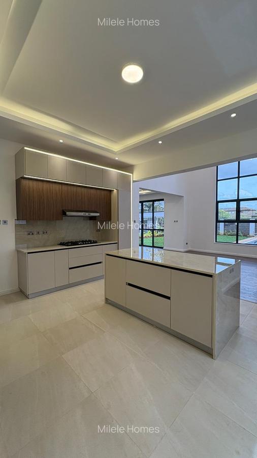 5 Bed Villa with En Suite in Lavington - 2