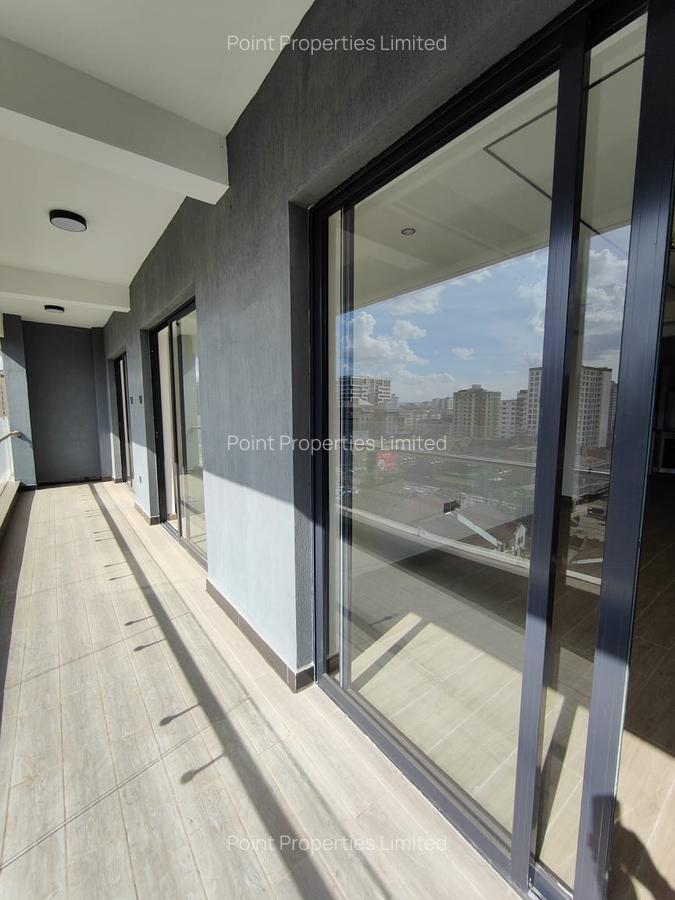 2 Bed Apartment with En Suite in Kilimani - 4