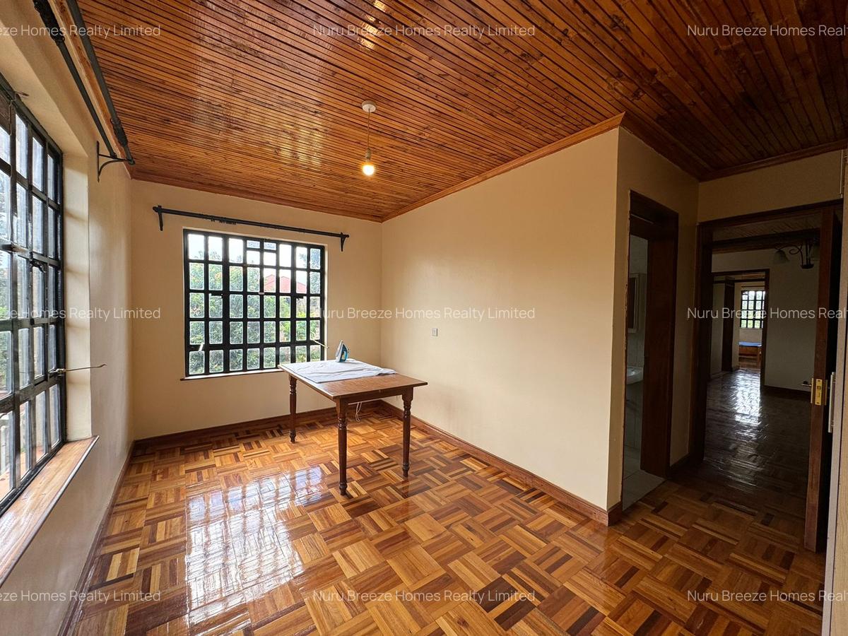 4 Bed House with En Suite in Runda - 4