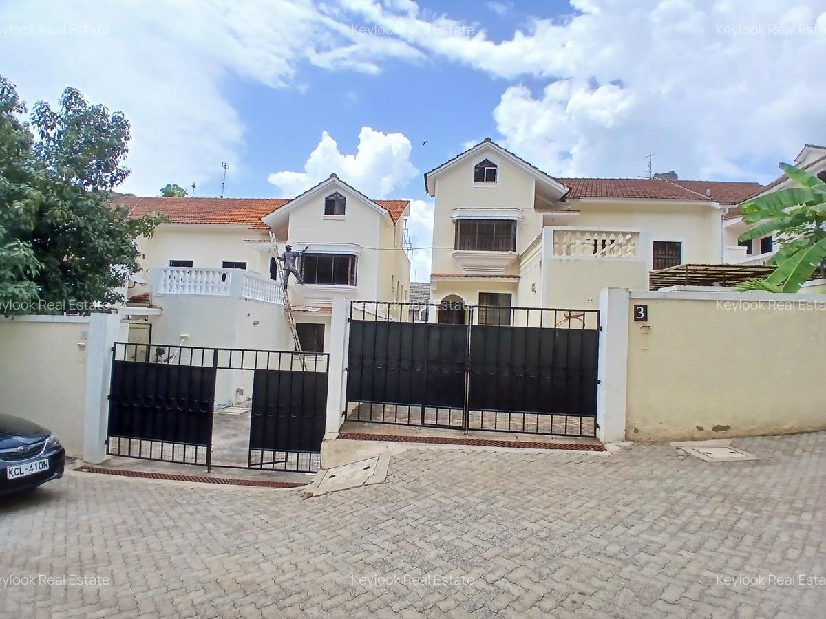 4 Bed Townhouse with En Suite at Lavington Green - 3
