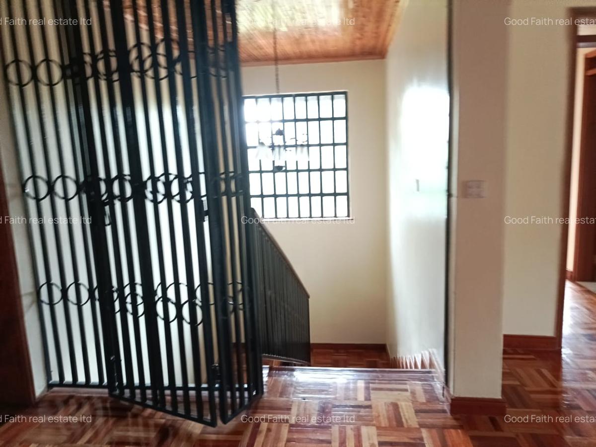 4 Bed House with En Suite in Runda - 13