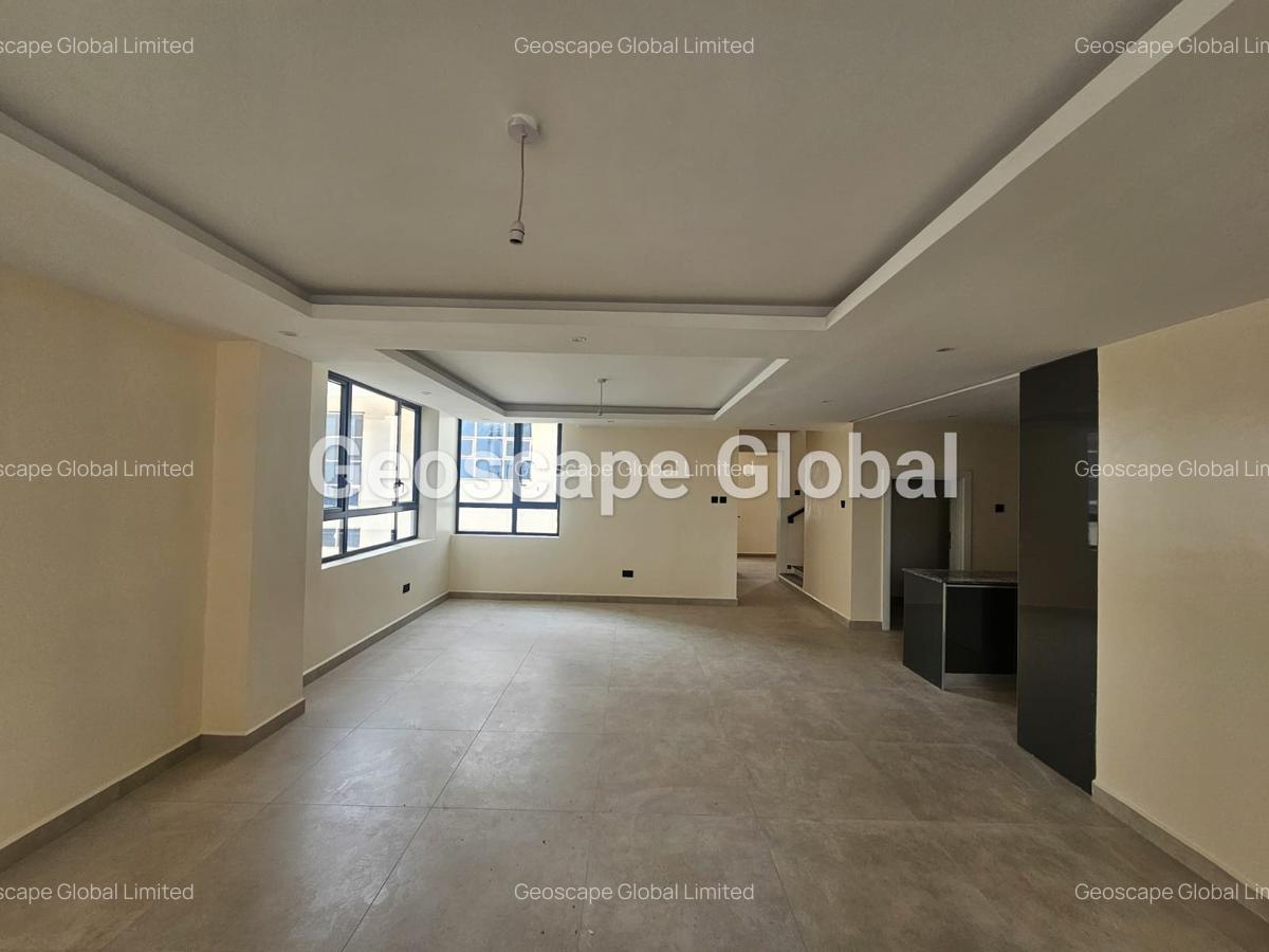 3 Bed Apartment with En Suite in Spring Valley - 9