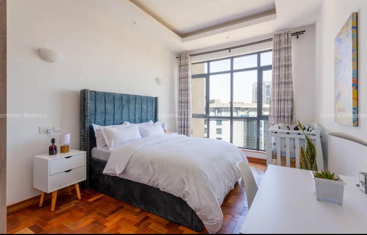 Serviced 2 Bed Apartment with En Suite at Lantana Road - 9