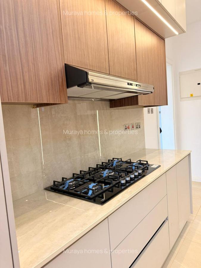 5 Bed Villa with En Suite at Lavington - 5