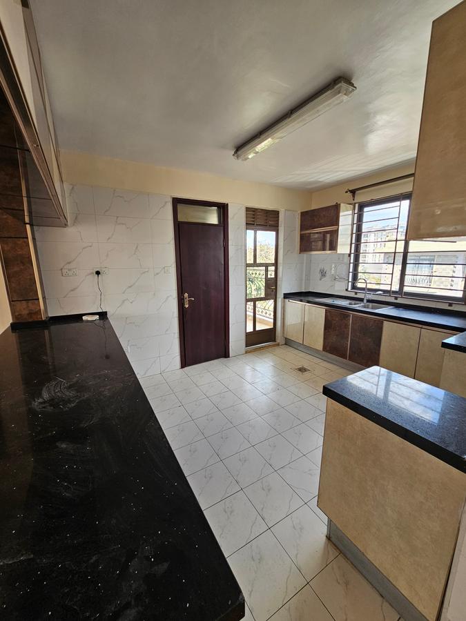 3 Bed Apartment with En Suite at Kileleshwa - 6