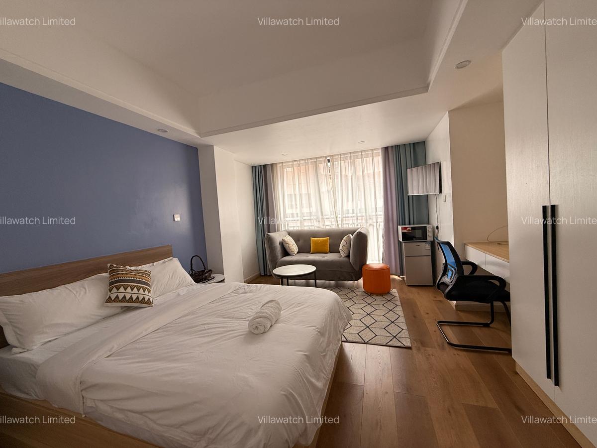 Serviced 2 Bed Apartment with En Suite in Upper Hill - 16