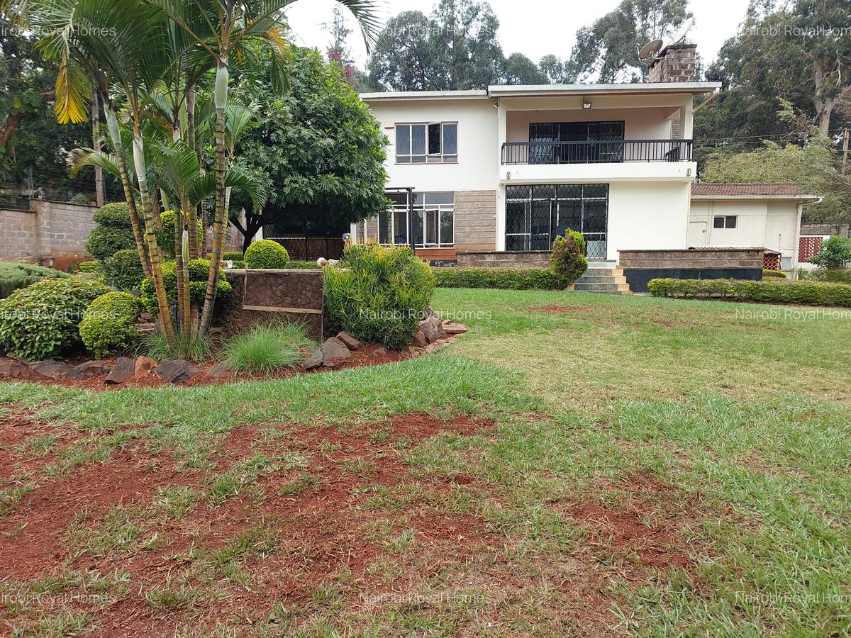 5 Bed House with En Suite at Whispers Avenue - 1