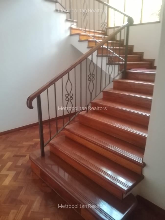 4 Bed Villa with Staff Quarters in Karen - 6