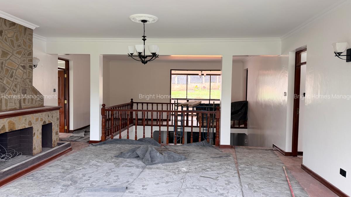 5 Bed Villa with En Suite in Windsor - 15