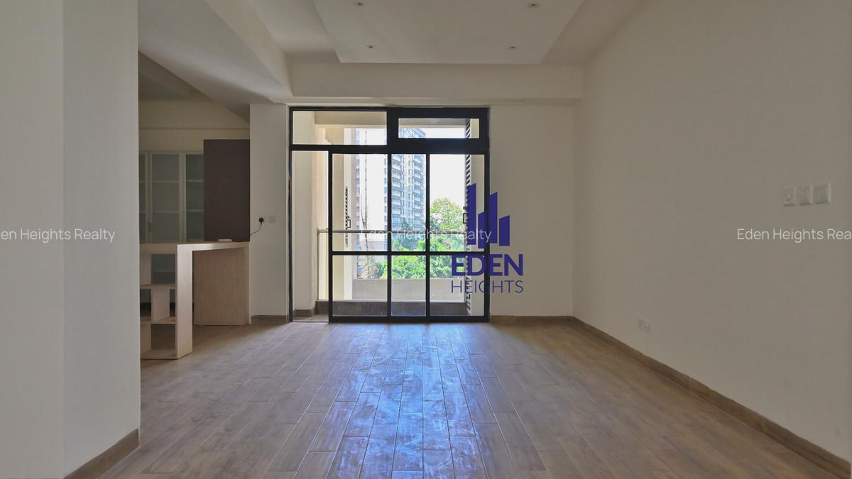 3 Bed Apartment with En Suite in Riverside - 5