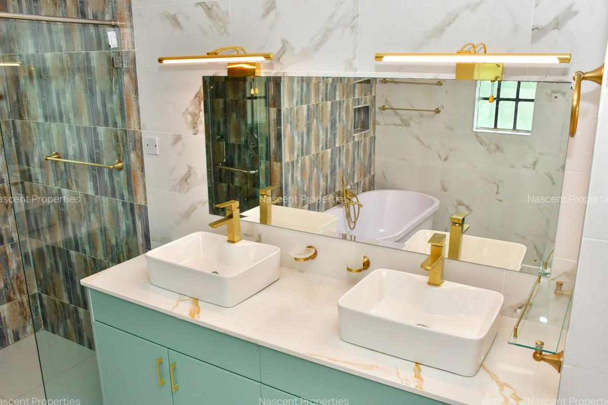 4 Bed Townhouse with En Suite in Runda - 9