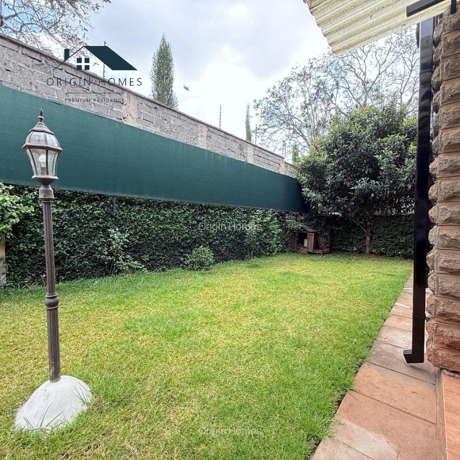 5 Bed Townhouse with En Suite at Lavington - 19